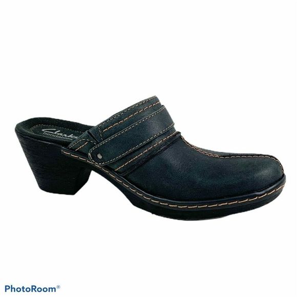 clarks women's mules